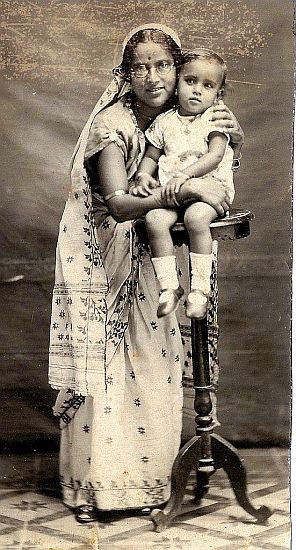 Sadhona and mother 1933